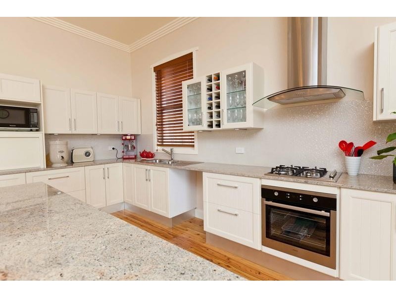 4 Fourth Street, Adamstown NSW 2289