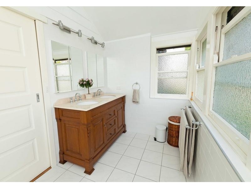 4 Fourth Street, Adamstown NSW 2289