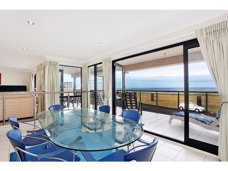 7a  Barrie Crescent, Stockton NSW 2295