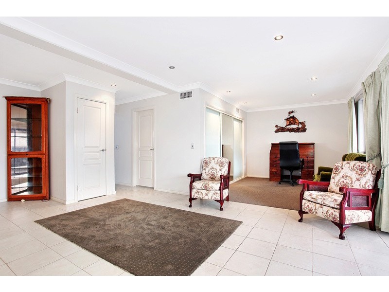 7a  Barrie Crescent, Stockton NSW 2295