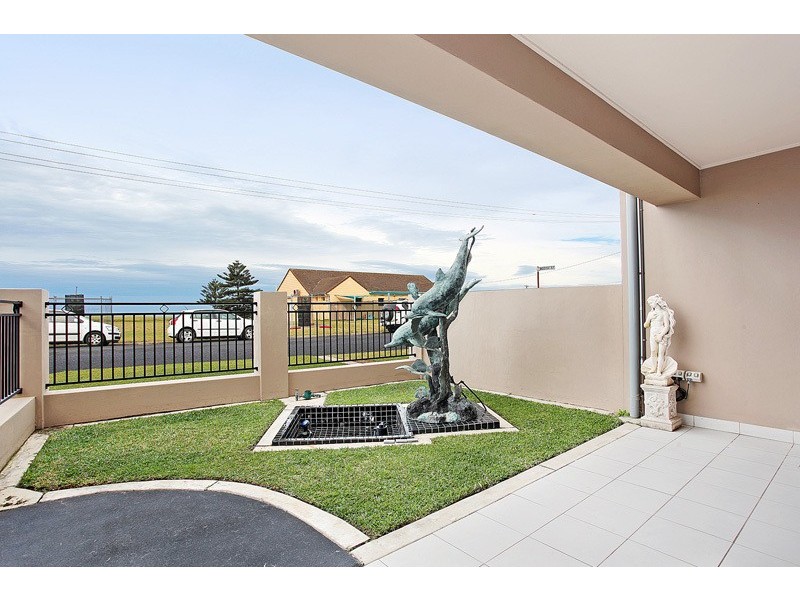 7a  Barrie Crescent, Stockton NSW 2295