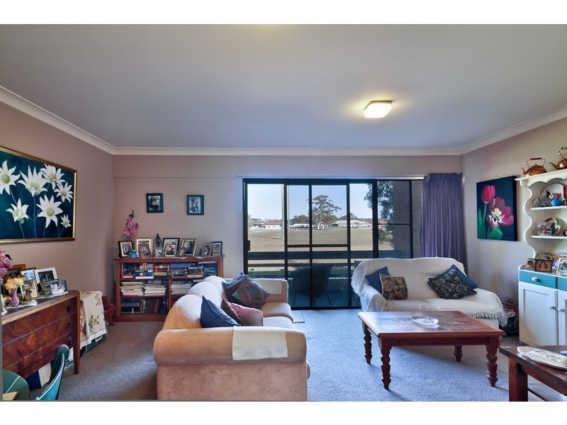 16/303-305 Turton Rd, New Lambton NSW 2305