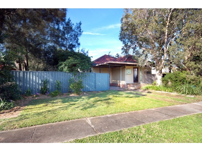 38 Garrett Street, Carrington NSW 2294