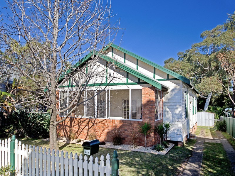 48 Buruda Street, Mayfield West NSW 2304