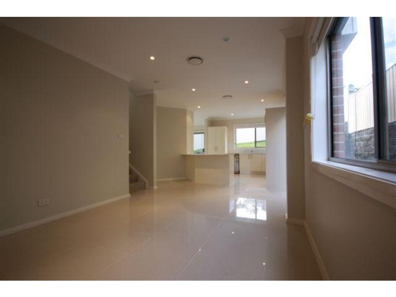 9/14 Progress Drive, Garden Suburb NSW 2289
