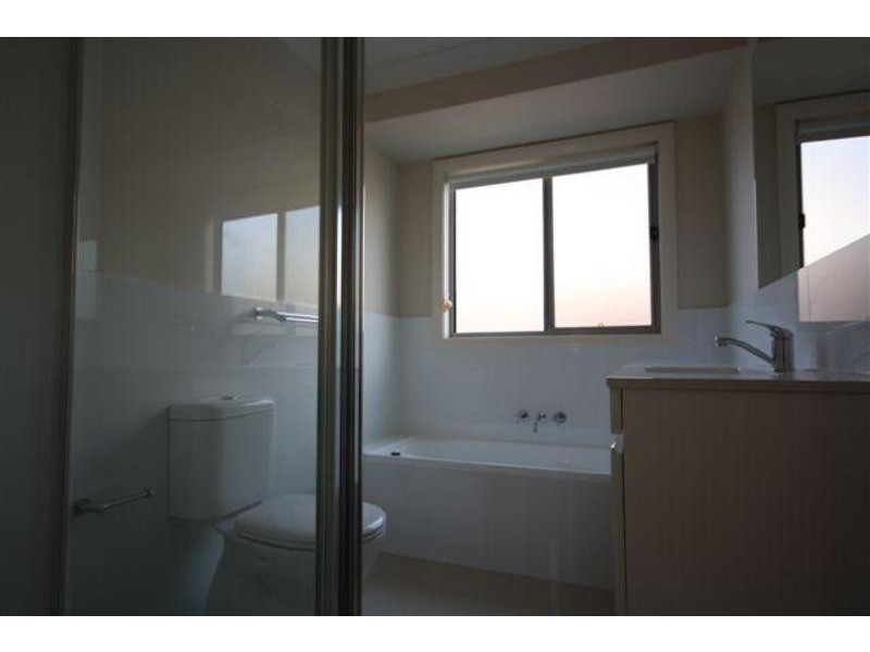 9/14 Progress Drive, Garden Suburb NSW 2289