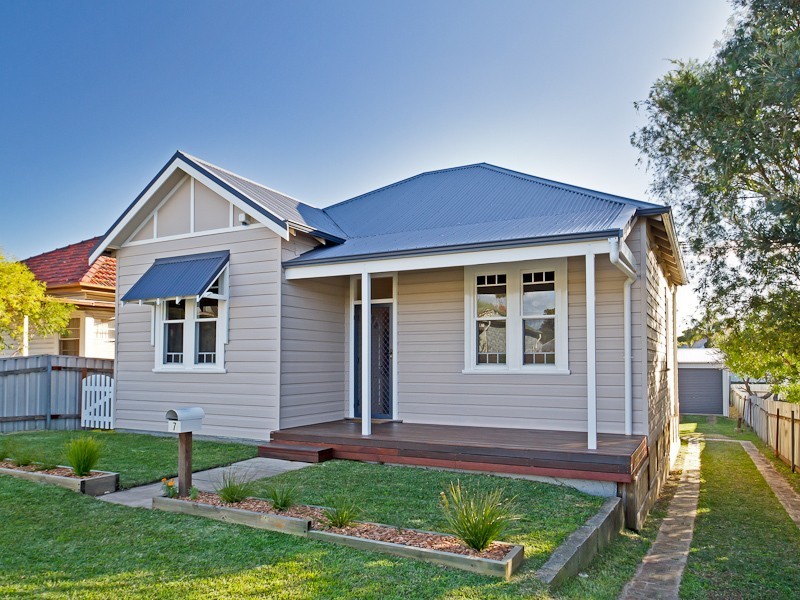 7 Murray Square, Mayfield NSW 2304