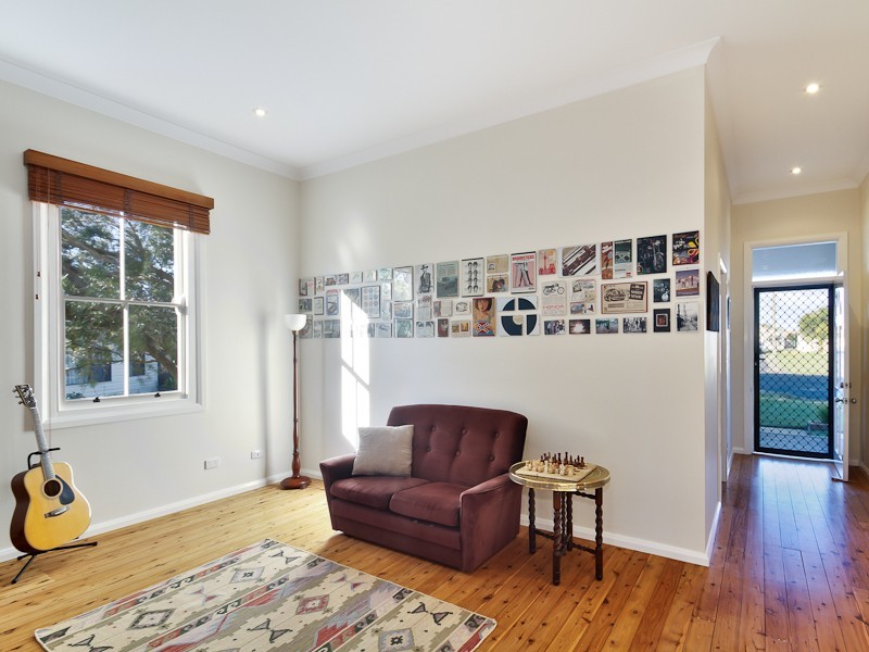 7 Murray Square, Mayfield NSW 2304