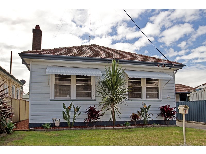 1 Adrian Street, Mayfield West NSW 2304