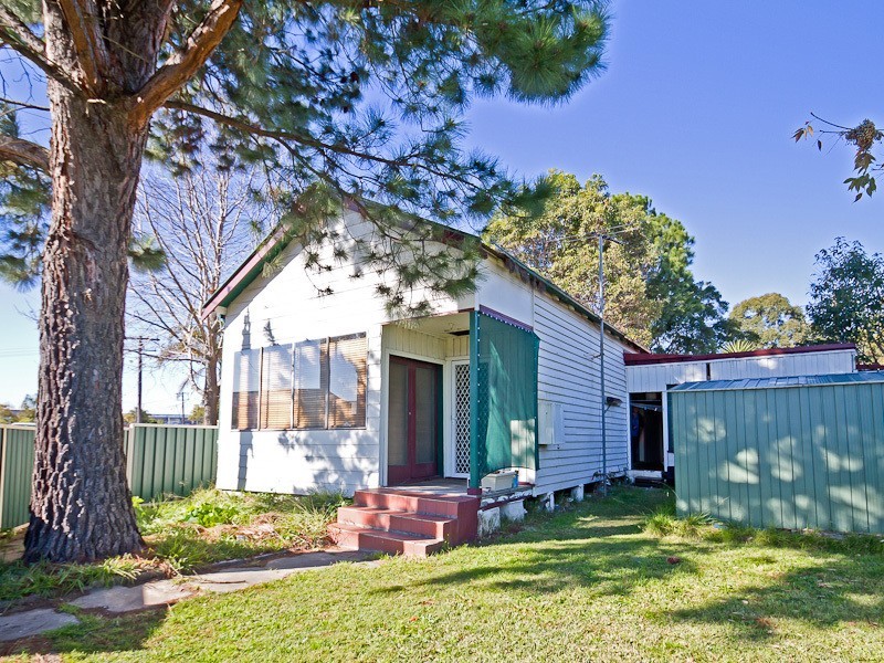 49  Young Road, Lambton NSW 2299