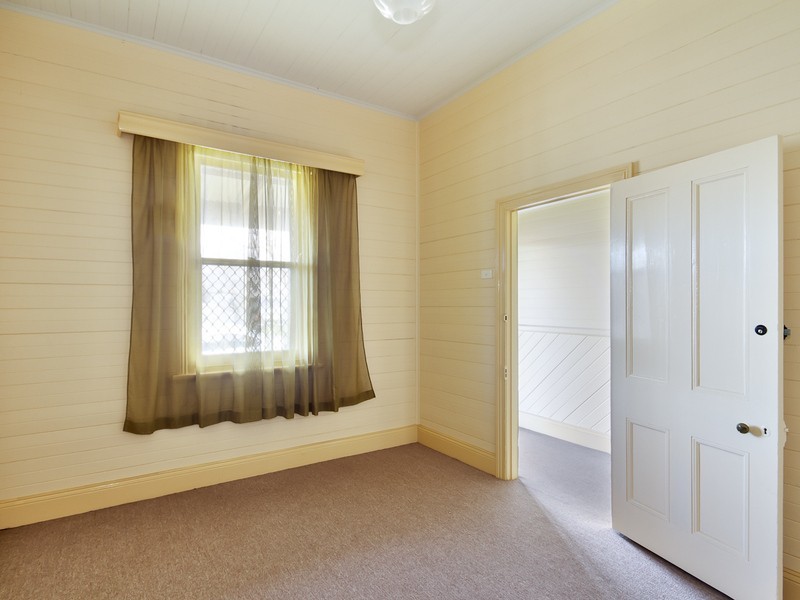 185 Broadmeadow Rd, Broadmeadow NSW 2292