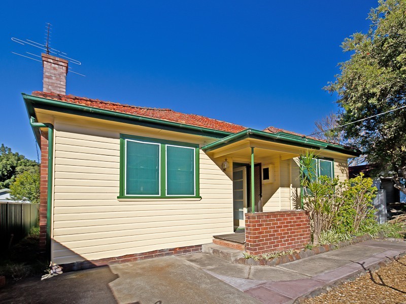 1 Alfred Street, Waratah NSW 2298
