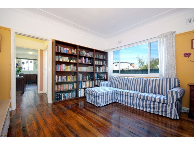 38 Garrett Street, Carrington NSW 2294