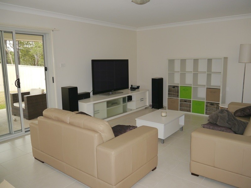 123 Northlakes Drive, Cameron Park NSW 2285