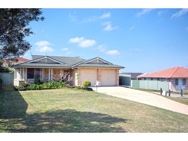 34 Royal Oak Place, Thornton NSW 2322