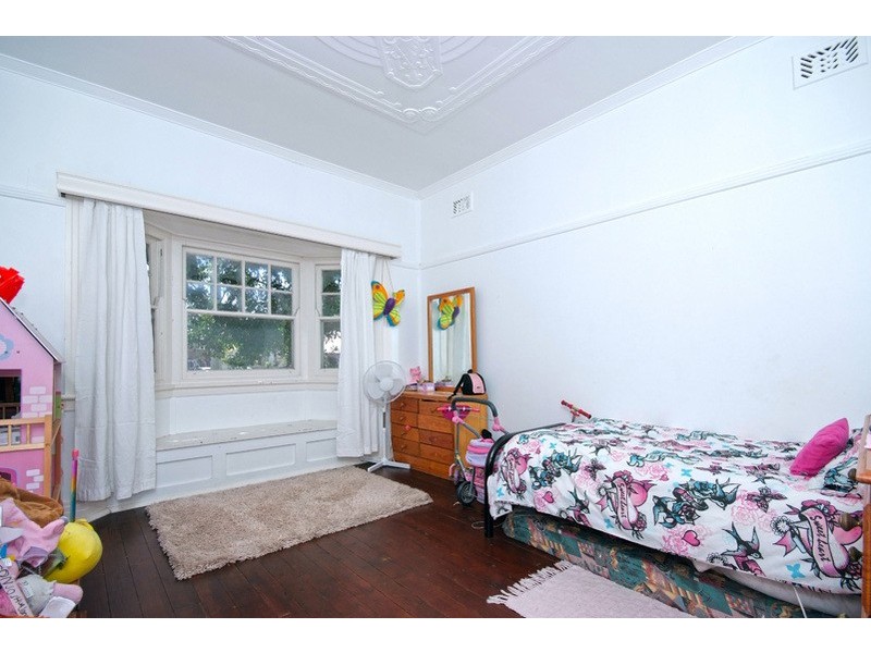 60 Station Street, Waratah NSW 2298