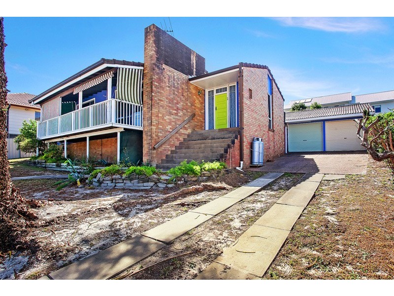 58 Woods Street, Redhead NSW 2290