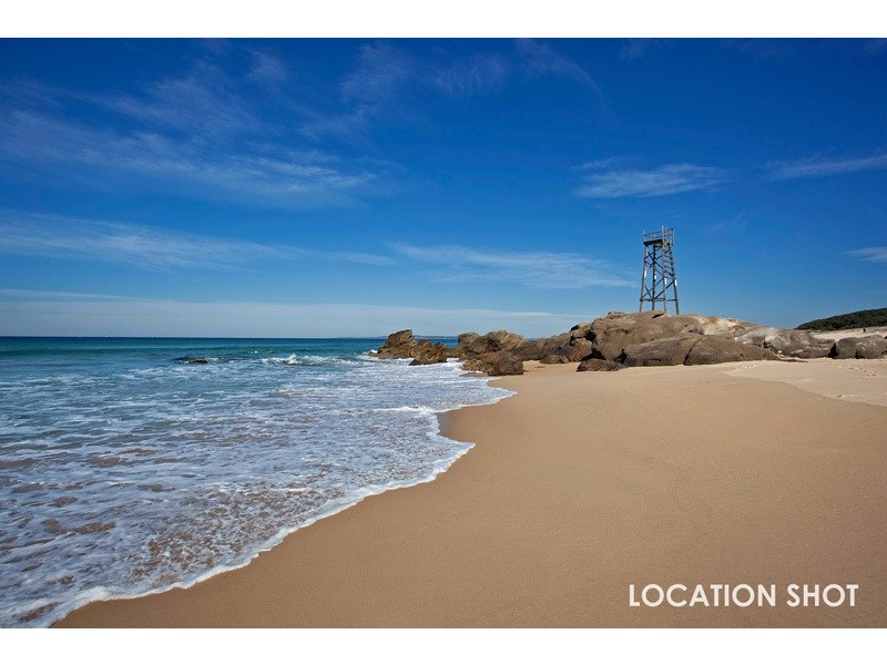 58 Woods Street, Redhead NSW 2290