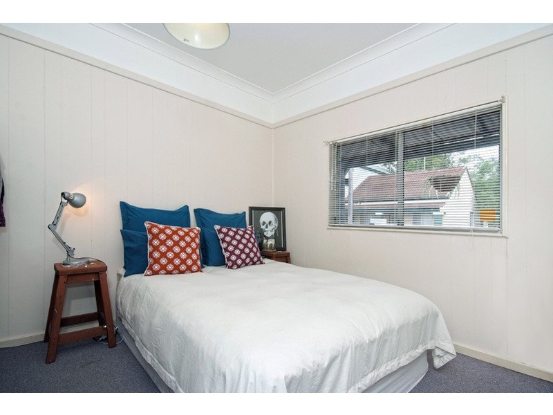 27 Dent Street, Islington NSW 2296