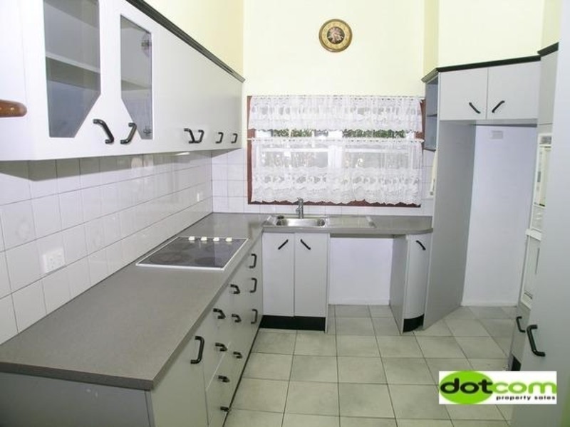 8  Edward St, Cardiff NSW 2285