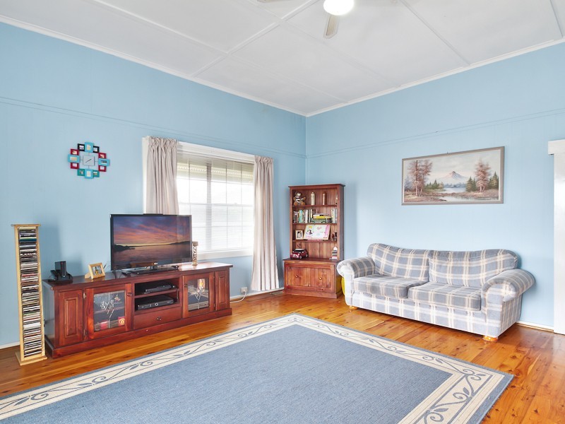 196 Fullerton St, Stockton NSW 2295