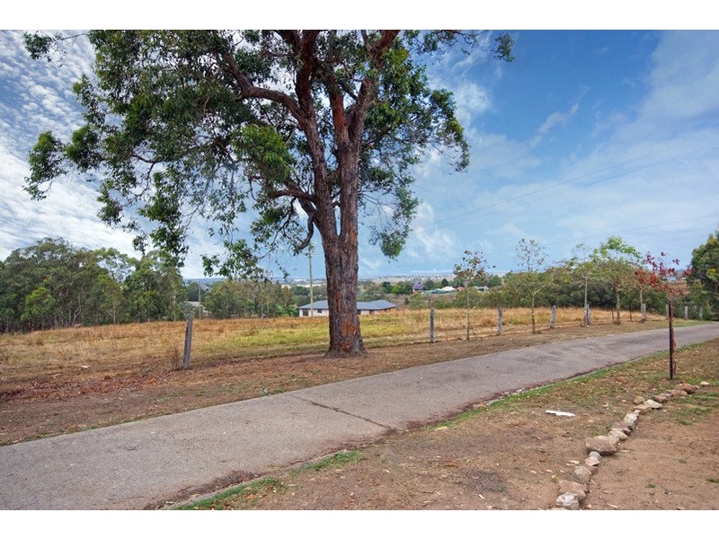 123 Regiment Rd, Rutherford NSW 2320