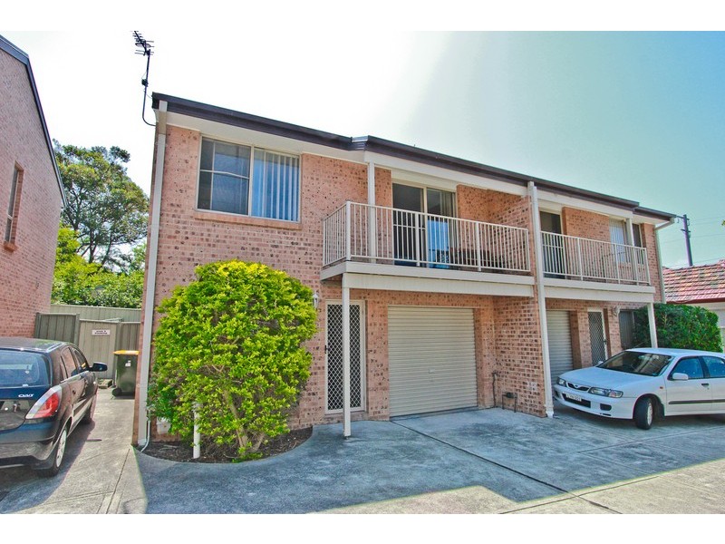 2/120 Prince Street, Waratah NSW 2298
