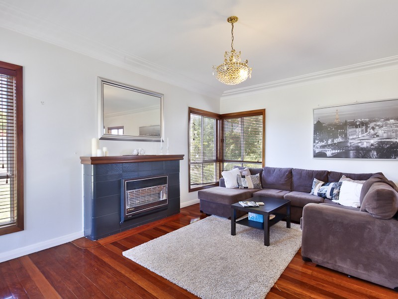 2 Arnold Street, Charlestown NSW 2290