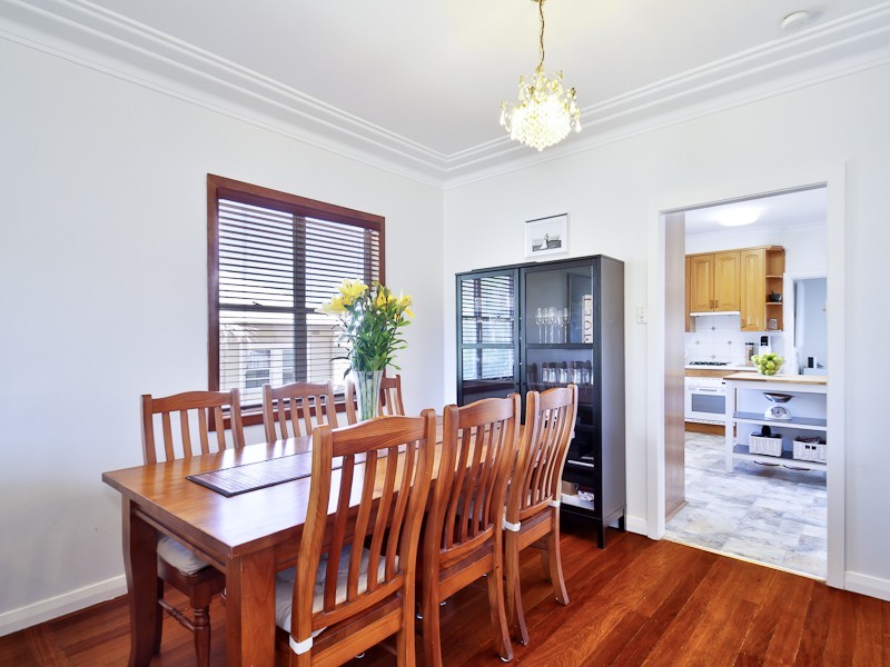2 Arnold Street, Charlestown NSW 2290