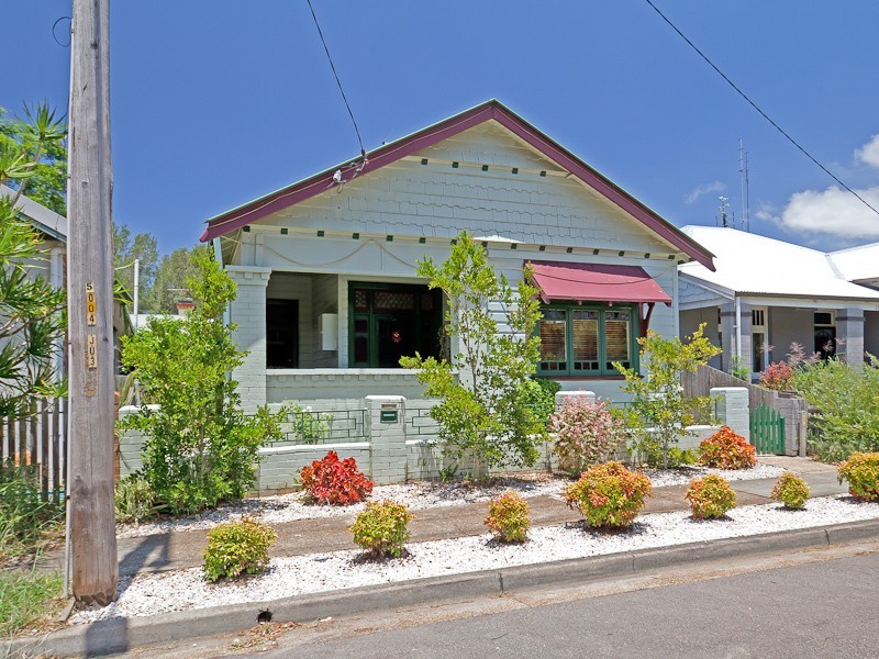 63 Donald Street, Hamilton NSW 2303