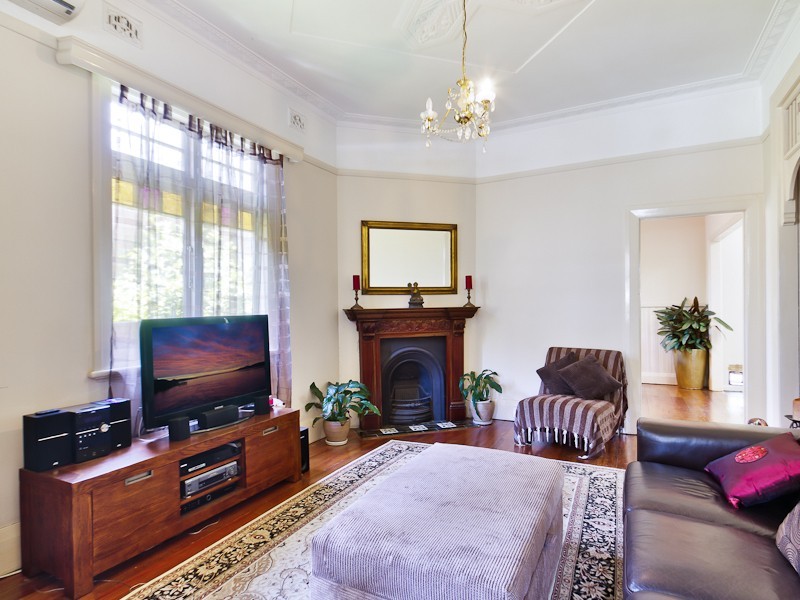 63 Donald Street, Hamilton NSW 2303