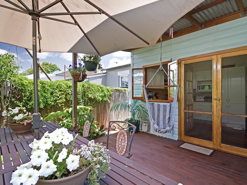 63 Donald Street, Hamilton NSW 2303