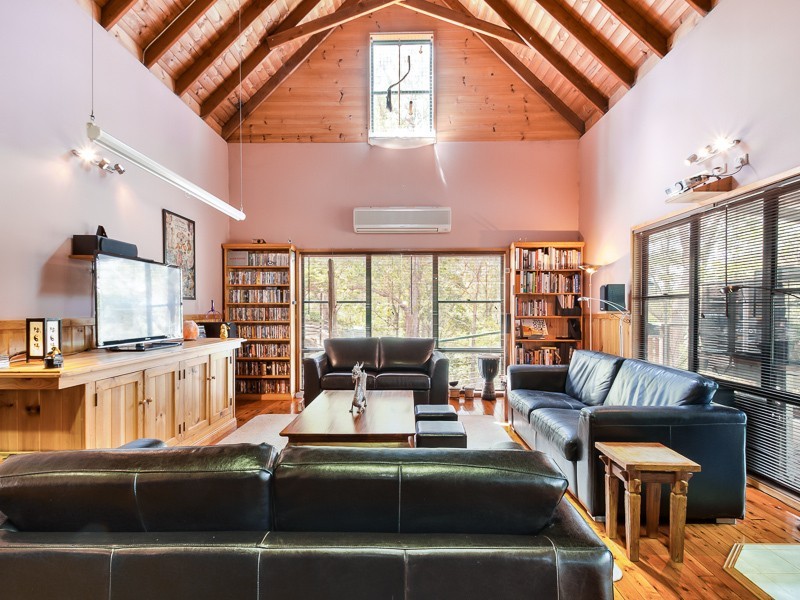 1652  Wollombi Road, Cedar Creek NSW 2325