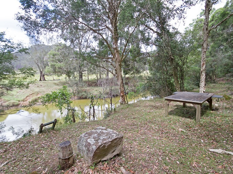 1652  Wollombi Road, Cedar Creek NSW 2325