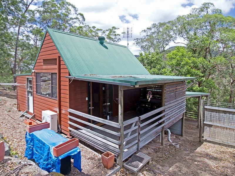 1652  Wollombi Road, Cedar Creek NSW 2325