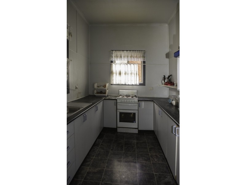 2 Werribi Street, Mayfield West NSW 2304