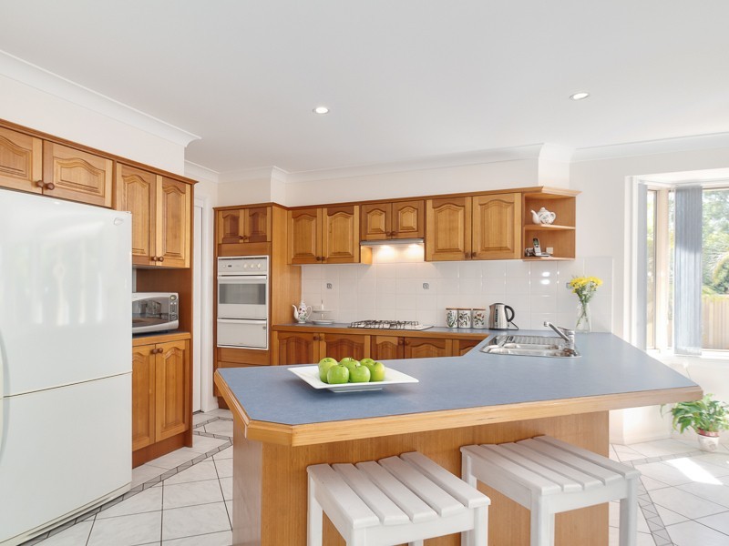 12 Corina Ave, Bolwarra Heights NSW 2320