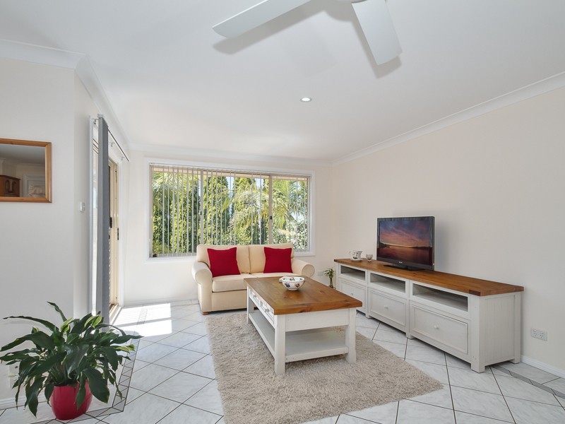 12 Corina Ave, Bolwarra Heights NSW 2320