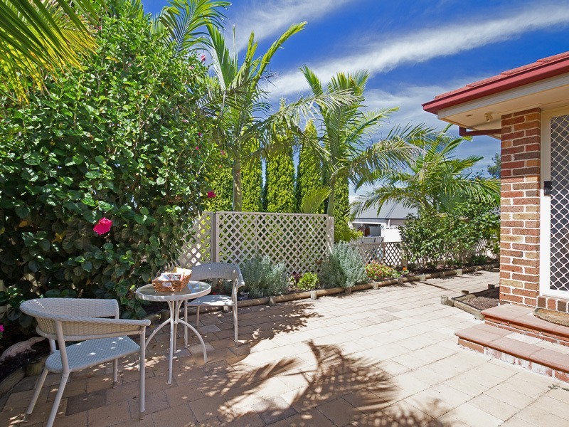 12 Corina Ave, Bolwarra Heights NSW 2320