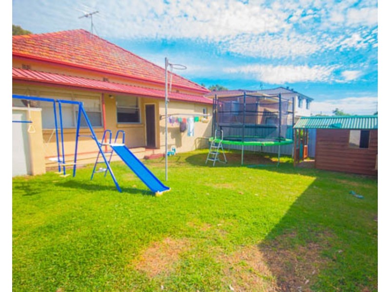 16 Parkview Street, Georgetown NSW 2298