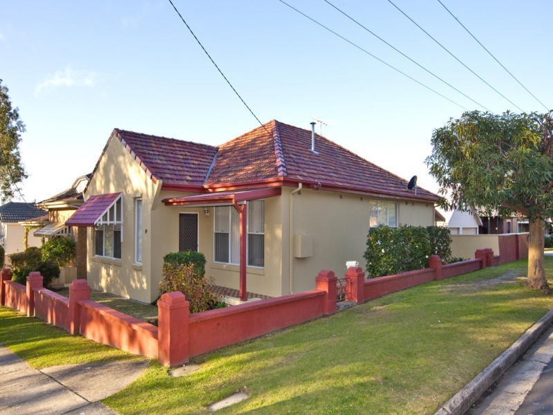 16 Parkview Street, Georgetown NSW 2298