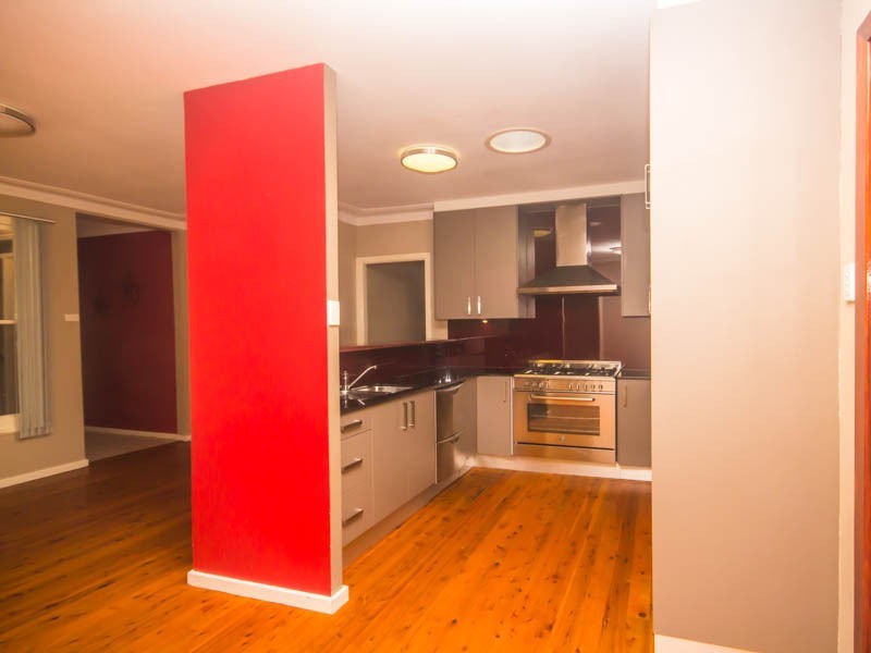 11 Joanne Street, Kotara NSW 2289