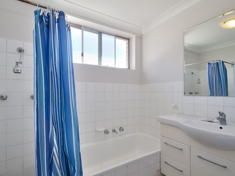 1/3 Harvard Close, Jesmond NSW 2299