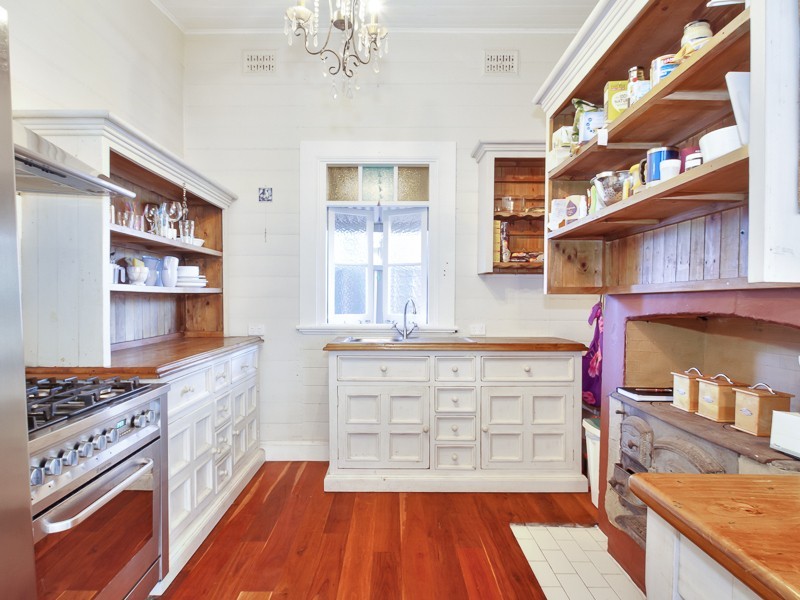 5 Dawson Street, Waratah NSW 2298