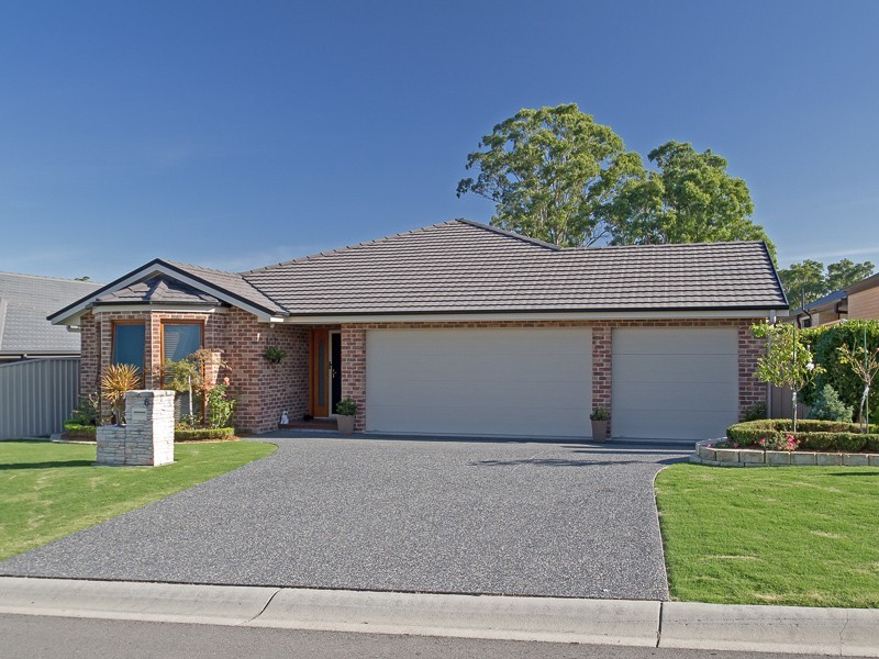 6 Johnson Drive, East Maitland NSW 2323