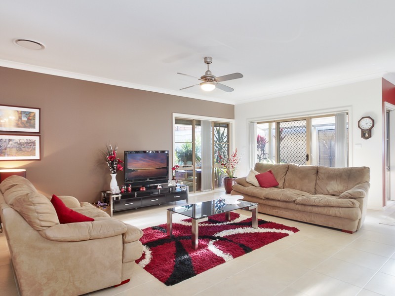 6 Johnson Drive, East Maitland NSW 2323