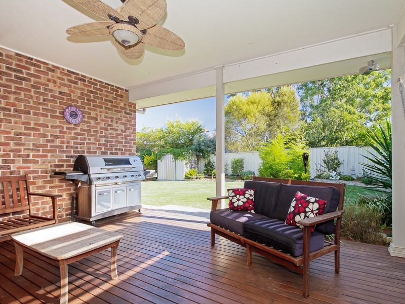 6 Johnson Drive, East Maitland NSW 2323