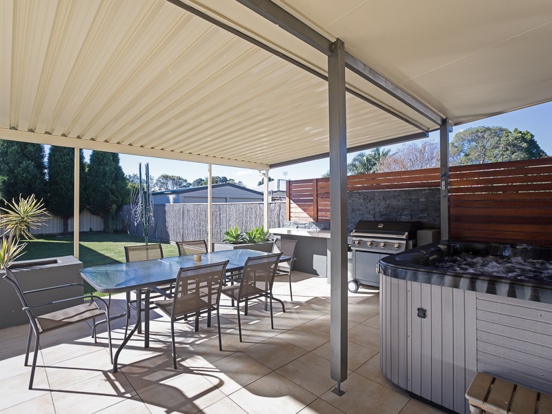 8 Jefferson Street, Adamstown NSW 2289