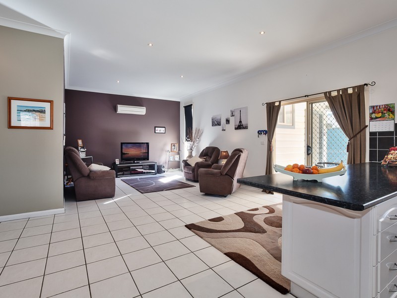 8 Jefferson Street, Adamstown NSW 2289