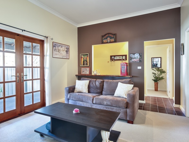 8 Jefferson Street, Adamstown NSW 2289